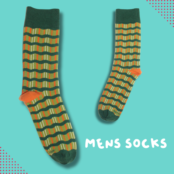 Dartin' Along Men's Socks