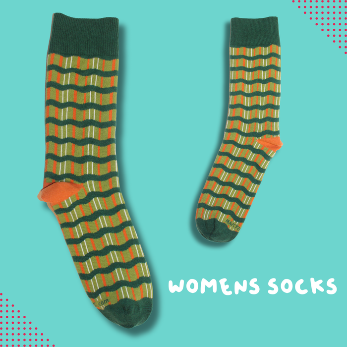 Dartin' Along - Women's Socks